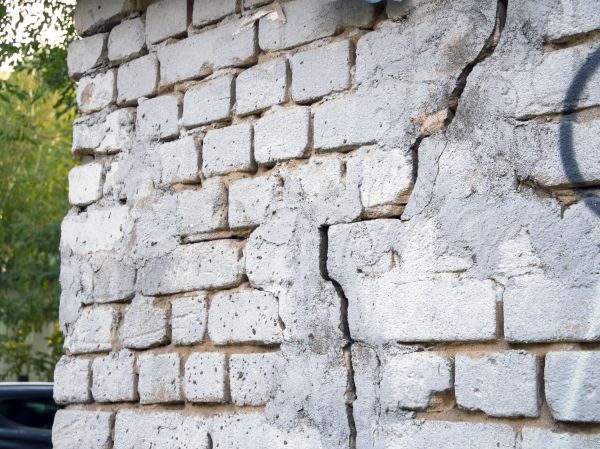 Cracked Brick Wall Repair in Scranton